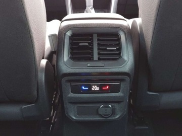 Volkswagen Tiguan II SUV Facelifting 2.0 TDI 150KM 2022 Volkswagen Tiguan Salon PL DSG 4motion Faktura Vat Kamera 360el.klapa, zdjęcie 19