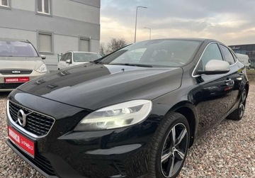 Volvo V40 II Hatchback Facelifting 2.0 D2 120KM 2018 Volvo V40 , R- Design , nawigacja , skorzane fotele 2.0 Diesel 120KM, zdjęcie 11