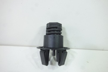 ODBÓJ REGULACJA MASKI MERCEDES A0019981440