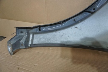 SUBARU TRIBECA B9 BLATNÍK PŘEDNÍ PRAVÝ BARVA 65Z SZARI LIŠTA 2007ROK