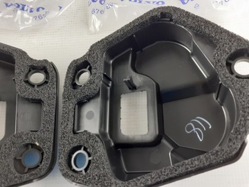 31420479 Крышки-уплотнители задних фонарей Volvo S90 LP