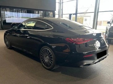 Mercedes CLE Coupe 2.0 300 258KM 2025 MERCEDES-BENZ CLE 300 4-Matic AMG Line 2.0 (258KM) 2025, zdjęcie 2