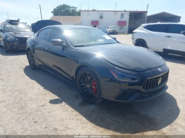 Maserati Ghibli III 2023 Maserati Ghibli 424 hp, Modena, RWD, od ubezpieczalni 3.0 Benzyna 424KM, zdjęcie 1