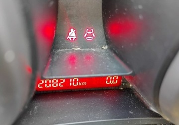 Mazda 5 II 2.0 MZR 150KM 2013 Mazda 5 2013r, 2.0 Benzyna. 7 osob. Uszkodzony przod. Jezdzi. 2.0 150KM, zdjęcie 11