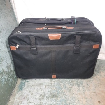 СТАРЫЕ ЧЕМОДАНЫ (T1008)