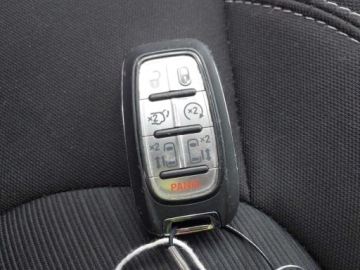 Chrysler Voyager V 2023 Chrysler Voyager 2023 CHRYSLER VOYAGER LX 3.6 Benzyna 287KM, zdjęcie 14