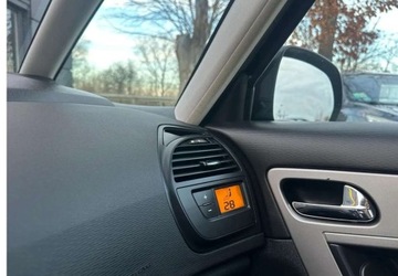 Citroen C4 Picasso I 1.6 VTi 120KM 2011 Citroen C4 Picasso Citroen C4 Picasso 1.6 VTi Attraction 1.6 Benzyna, zdjęcie 9