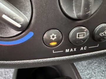 Opel Corsa C 1.2 ECOTEC 75KM 2001 Opel Corsa TYLKO 139tyśkm! KLIMATYZACJA Comfort 1.2 Zwykła Benzyna 5DRZWI, zdjęcie 10