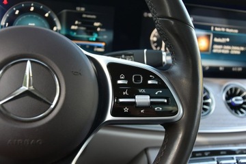 Mercedes Klasa E W213 Coupe 2.9 400d 340KM 2019 Mercedes E 400 Coupe 4Matic 340KM 2019r., zdjęcie 19