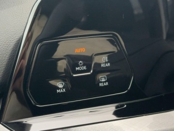 Volkswagen Golf VIII Hatchback 1.5 TSI EVO 150KM 2023 Volkswagen Golf 1.5 TSI Life, Manual, FV23, Gwarancja, 1 wlasciciel 1.5, zdjęcie 31