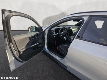 Mercedes Klasa C W206 Kombi 2.0 220d 200KM 2024 Mercedes-Benz Klasa C Mercedes-Benz Klasa C 2.0 Diesel 200KM, zdjęcie 9