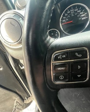 Jeep Wrangler III Unlimited Facelifting 2.8 DOHC I-4 Turbo CRD 200KM 2013 Jeep Wrangler 2.8 Diesel 200 KM 4XX4 Klimatyzacja Kabrio 2.8 Diesel 200KM, zdjęcie 15