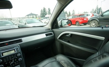 Volvo V70 III Kombi 2.5 T 231KM 2010 Volvo V70 2.5T 231KM Rdesign Summum Lift BiXenon PDC Skory manual nowe ham, zdjęcie 34