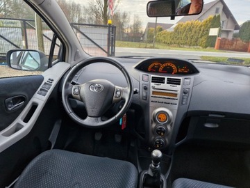 Toyota Yaris II Hatchback 5d 1.33 Dual VVT-i 101KM 2010 Toyota Yaris Sliczna salonowa 2010r 1.3B zarejestrowana 112tys km 100 bezw, zdjęcie 24