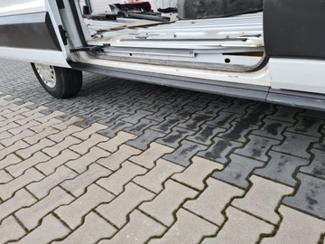 ПРОКЛАДКА РАЗДВИЖНОЙ ДВЕРИ FORD TRANSIT MK8