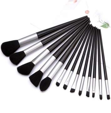 Набор из 13 профессиональных кистей для макияжа + футляр для кистей.