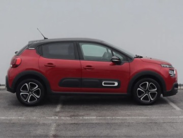 Citroen C3 III Hatchback Facelifting 1.2 PureTech 83KM 2022 Citroen C3 1.2 PureTech, Salon Polska, Serwis ASO, zdjęcie 5