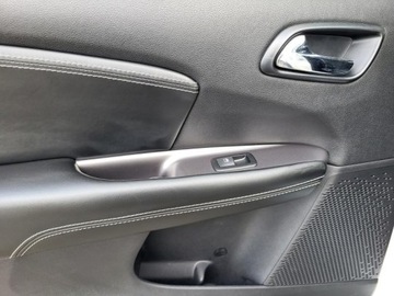 Dodge Journey 3.6 V6 287KM 2015 DODGE JOURNEY Crossroad V6 3.6 benzyna 287KM Dokumentacja 7 osobowyVAT23%, zdjęcie 21