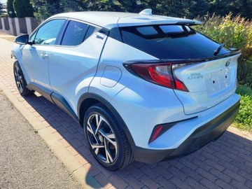 Toyota C-HR I Crossover Facelifting 1.8 Hybrid 122KM 2022 Toyota C-HR 1.8 Hybrid 2022 1.8 Hybryda 122KM, zdjęcie 3