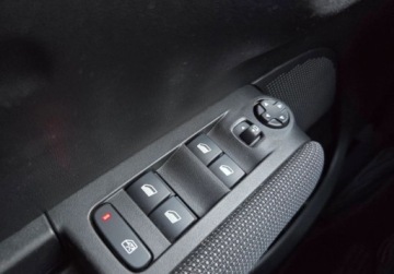 Citroen C3 Aircross  I Crossover 1.2 PureTech 110KM 2018 Citroen C3 Aircross 1.2benz 6b 110KM LED Navi Kamera 360 2xPDC CarPlay Ser, zdjęcie 32