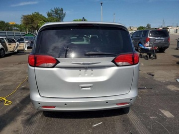 Chrysler Pacifica II 2024 Chrysler Pacifica Touring L 2024 3.6l 3.6 Benzyna 287KM, zdjęcie 2