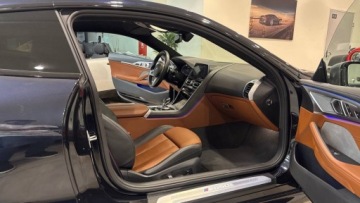 BMW Seria 8 II M Coupe 4.4 M850i 530KM 2018 BMW Seria 8 4.4 Benzyna 530KM, zdjęcie 29