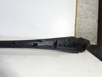 НАКЛАДКА ПЕРЕДНЕГО ОКНА СПРАВА CITROEN C4 B7 II