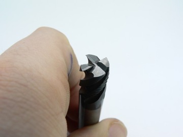 FREZ WĘGLIKOWY VHM fi 10 mm 4 PIÓRA ZGRUBNY - ISCAR