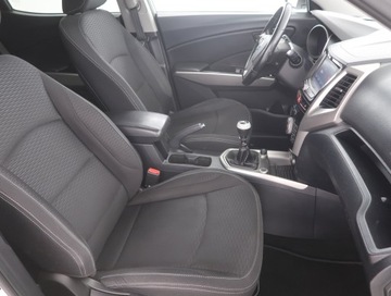  SsangYong Tivoli 1.6 e-XDi, Navi, Klima, Tempomat, zdjęcie 8