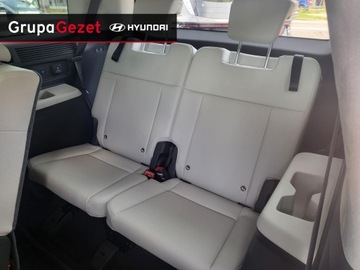 Hyundai Santa Fe V 1.6 T-GDI HEV 215KM 2025 Hyundai Santa Fe HEV 6AT 215KM 4WD Platinum Sun Tech Typhoon Silver Metalli, zdjęcie 9