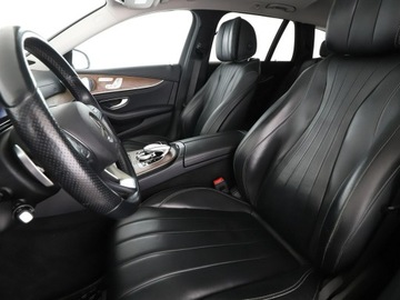 Mercedes Klasa E W213 All-Terrain 2.0 220d 194KM 2018 Mercedes E 220 FV23% 4X4 Automat Navi Klimatyzacja, zdjęcie 12