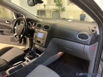 Ford Focus II Focus C-Max 1.8 i 16V 125KM 2009 Ford Focus 1.8i Klimatronik Navi Bezwypadkowy 1.8 Benzyna 125KM, zdjęcie 13