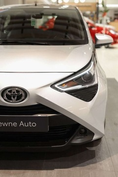 Toyota Aygo II Hatchback 3d Facelifting 1.0 VVT-i 72KM 2019 Toyota Aygo 1.0 VVT-i X-play czujniki parkowania Benzyna 72KM, zdjęcie 32