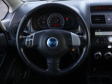 Fiat Sedici 1.9 Multijet 120KM 2006 Fiat Sedici 1.9 MultiJet, 4X4, Klima, zdjęcie 15