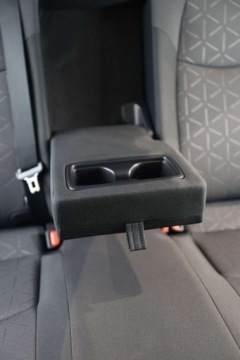 Toyota RAV4 V SUV 2.5 Hybrid Dynamic Force 222KM 2021 Toyota RAV4 2.5 Hybrid Comfort 4x4 2.5 Hybryda 222KM, zdjęcie 19