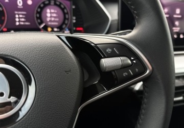 Skoda Octavia IV Liftback 1.5 TSI EVO 150KM 2024 Skoda Octavia SalonPL 1.5TSI 150KM Selection SerwisASO Virtual Matrix Kess, zdjęcie 19