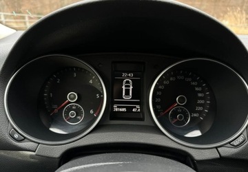 Volkswagen Golf VI Variant 1.6 TDI-CR DPF BlueMotion 105KM 2011 Volkswagen Golf Volkswagen Golf 1.6 TDI DPF DSG Highline 1.6 Diesel 105KM, zdjęcie 13