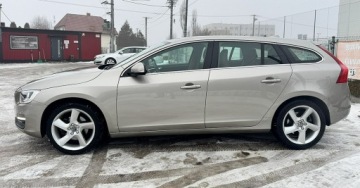 Volvo V60 I Kombi Facelifting 2.0 D3 DRIVE-E 150KM 2015 Volvo V60 Navi PDC Climatronic Gwarancja, zdjęcie 5