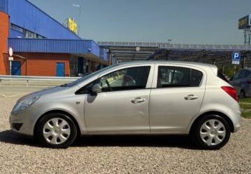 Opel Corsa D Hatchback 1.2 Twinport ECOTEC 80KM 2008 Opel Corsa Opel Corsa 1.2 16V 1.2 Benzyna 80KM, zdjęcie 3