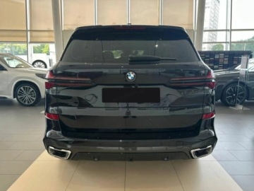 BMW X5 G05 SUV Facelifting 3.0 30d 298KM 2026 BMW X5 xDrive30d Sport Suv 3.0 (298 KM) 2026, zdjęcie 4