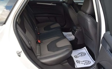 Ford Mondeo V Kombi 2.0 TDCi 150KM 2017 Ford Mondeo 2.0 TDCI PowerShif TITANIUM Edition Lopatki Navi Alum Pdc, zdjęcie 33