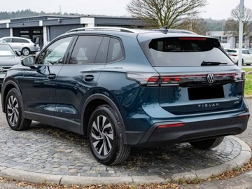Volkswagen Tiguan III 2025 VOLKSWAGEN Tiguan Life Plus 1.5 eTSI DSG Suv 150KM 2025, zdjęcie 3