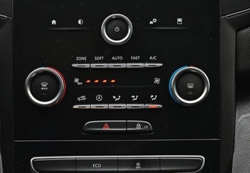 Renault Megane IV Hatchback 5d 1.3 TCe 140 FAP 140KM 2019 Renault Megane 1.3 TCe 140KM 1WL SalonPL Niski przebieg Grupa Adamowscy, zdjęcie 21