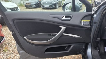 Citroen C5 III Tourer 2.0 HDi FAP 140KM 2011 Citroen C5 climatronic, zdjęcie 10