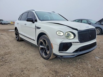Bentley Bentayga 2022 Bentley Bentayga 2022 4.0 Benzyna 542KM, zdjęcie 4