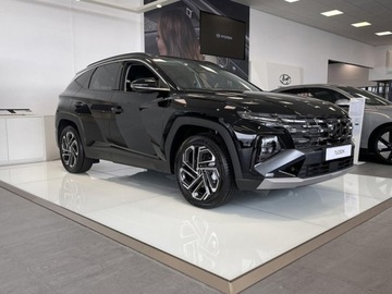 Hyundai Tucson IV SUV HEV Facelifting 1.6 T-GDI HEV 215KM 2025 HYUNDAI Tucson 1.6 T-GDi HEV Platinum 4WD aut Suv 215KM 2025