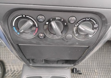 Suzuki SX4 I Hatchback Facelifting 1.6 VVT 120KM 2012 Suzuki SX4 I rej 2013r, 1.6 Benzyna. Uszkodzony. Poobijany. Jezdzi. 1.6, zdjęcie 13