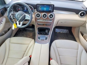 Mercedes GLB 2022 Mercedes-Benz GLB 2022r., 300, 2L, od ubezpieczalni 2.0 Benzyna 259KM, zdjęcie 6