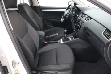 Skoda Octavia III Kombi Facelifting 1.6 TDI 115KM 2018 Skoda Octavia 1.6 TDI, Salon Polska, Serwis ASO, zdjęcie 8