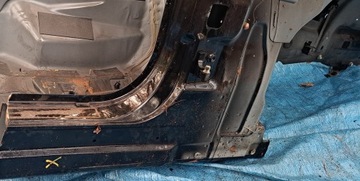 Фартук облицовки правой четверти MASERATI QUATTROPORTE VI ПЕРЕДНЯЯ ЧАСТЬ